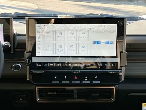 Used 2025 GMC Hummer EV 3X w/ LPO, Cargo Utility Package image 13