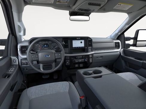 New 2026 Ford F250 XLT w/ FX4 Off-Road Package AWD/4WD image 8