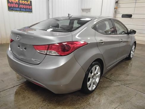 Used 2013 Hyundai Elantra Limited image 3