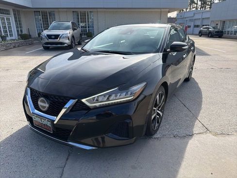 Used 2023 Nissan Maxima SV w/ Floor Mat Group image 2