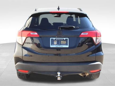Used 2019 Honda HR-V EX image 7
