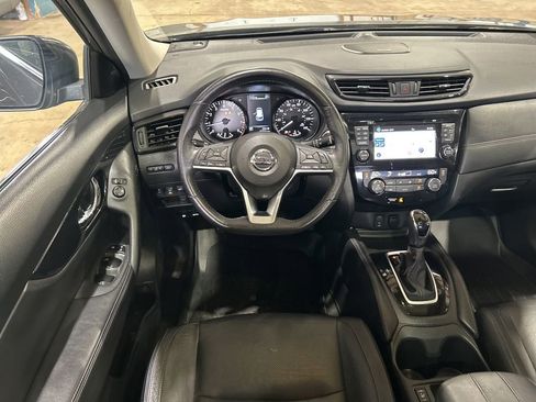 Used 2017 Nissan Rogue SL w/ SL Premium Package FWD image 33