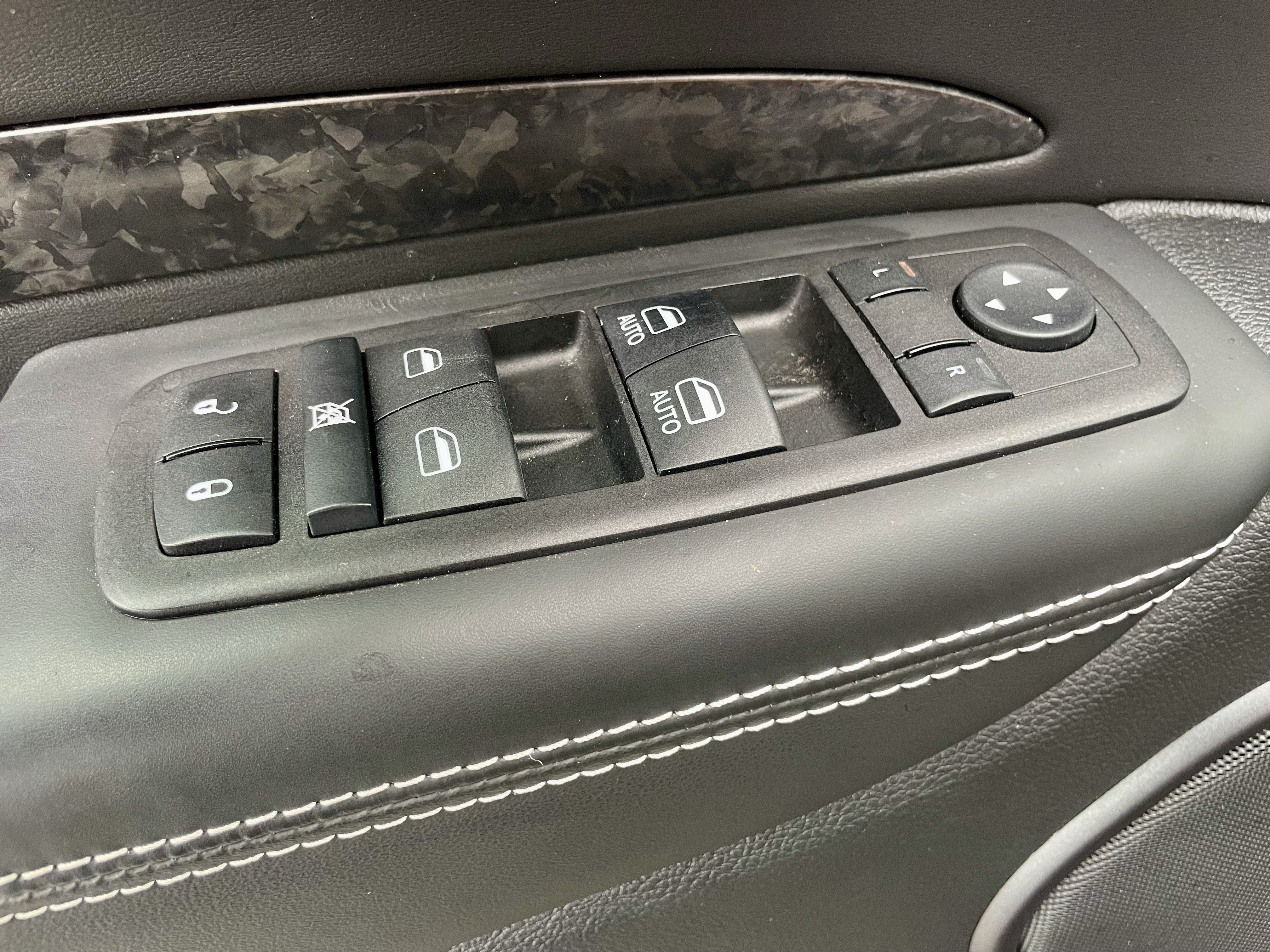 Used 2024 Dodge Durango SRT AWD/4WD image 11
