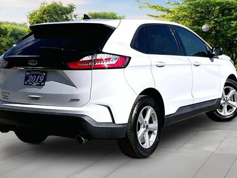 Certified 2019 Ford Edge SE FWD image 12