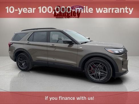 New 2026 Ford Explorer ST-Line w/ ST-Line Street Pack RWD image 9