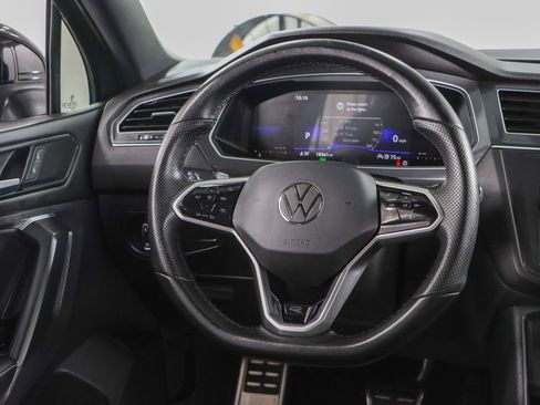 Used 2023 Volkswagen Tiguan SE R-Line FWD image 12