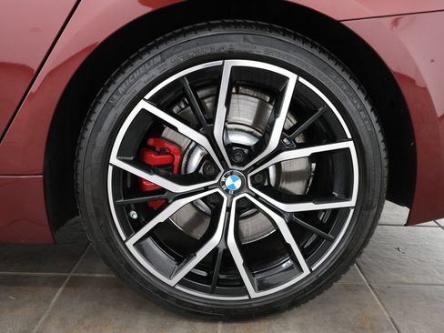 Used 2022 BMW M550i xDrive w/ Executive Package AWD/4WD image 36