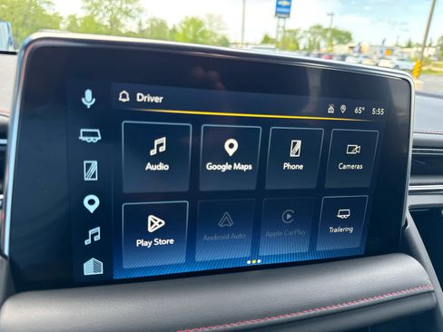 Certified 2022 Chevrolet Suburban RST w/ Luxury Package AWD/4WD image 26