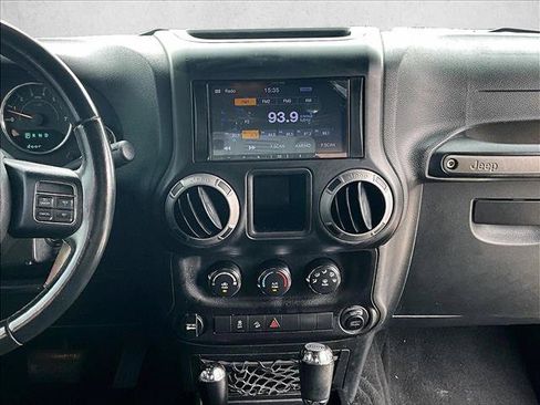 Used 2017 Jeep Wrangler Sport w/ Quick Order Package 24S AWD/4WD image 8