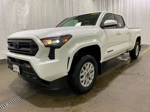 New 2026 Toyota Tacoma SR5 image 22