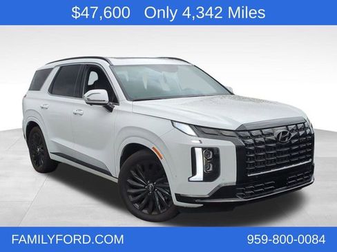 Used 2025 Hyundai Palisade Calligraphy AWD/4WD image 1