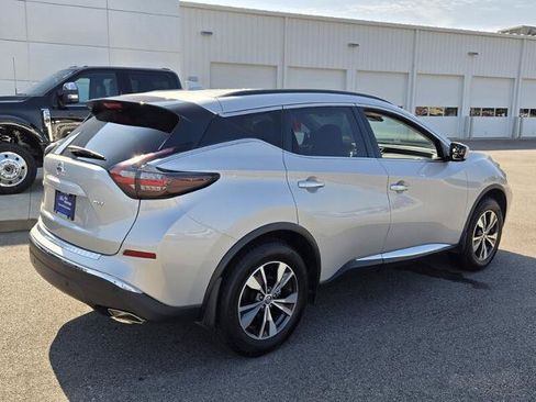 Used 2022 Nissan Murano SV FWD image 5