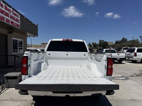 Used 2018 Chevrolet Silverado 1500 LT w/ All Star Edition RWD image 5