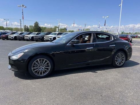 Used 2017 Maserati Ghibli S Q4 AWD/4WD image 3