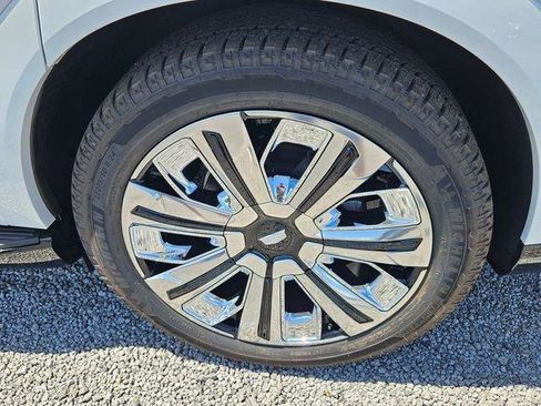 New 2026 Cadillac Escalade IQ Luxury 2 w/ LPO, Radiant Package image 24