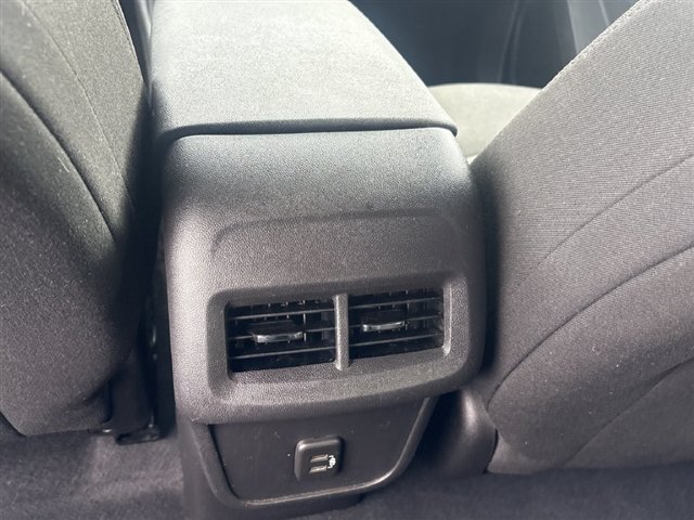 Used 2020 Chevrolet Equinox LT w/ Driver Convenience Package FWD image 20