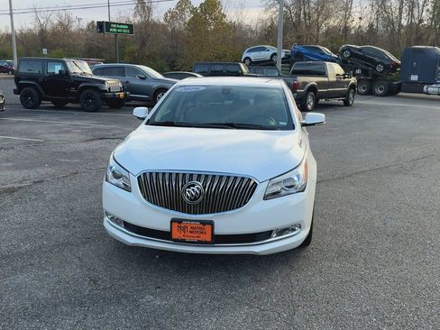 Used 2016 Buick LaCrosse Leather image 3
