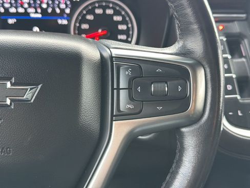 Used 2021 Chevrolet Tahoe Z71 w/ Z71 Off-Road Package AWD/4WD image 17