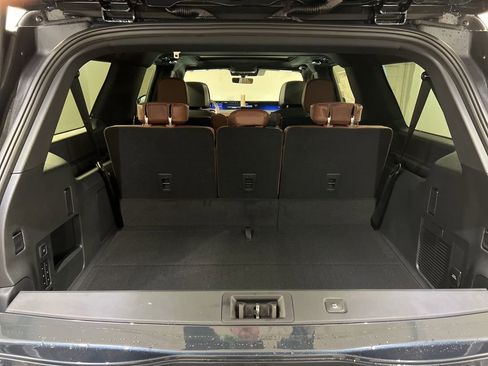 New 2026 Lincoln Navigator L Reserve AWD/4WD image 39