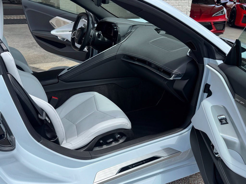 Used 2022 Chevrolet Corvette Stingray Preferred Cpe w/ Battery Protection Package RWD image 36