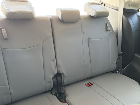 Used 2025 Toyota Sienna XLE w/ XLE Plus Package FWD image 16