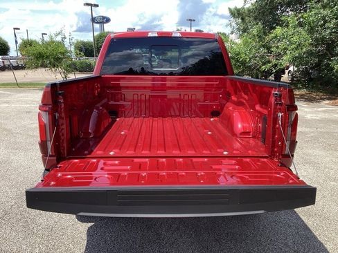 New 2025 Ford F150 Lariat w/ Equipment Group 501A Mid image 9