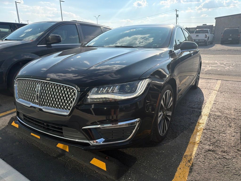 Used 2018 Lincoln MKZ Reserve w/ Climate Package AWD/4WD image 3