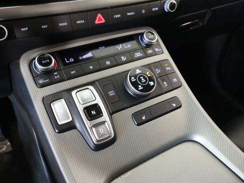Used 2025 Hyundai Palisade SEL AWD/4WD image 9