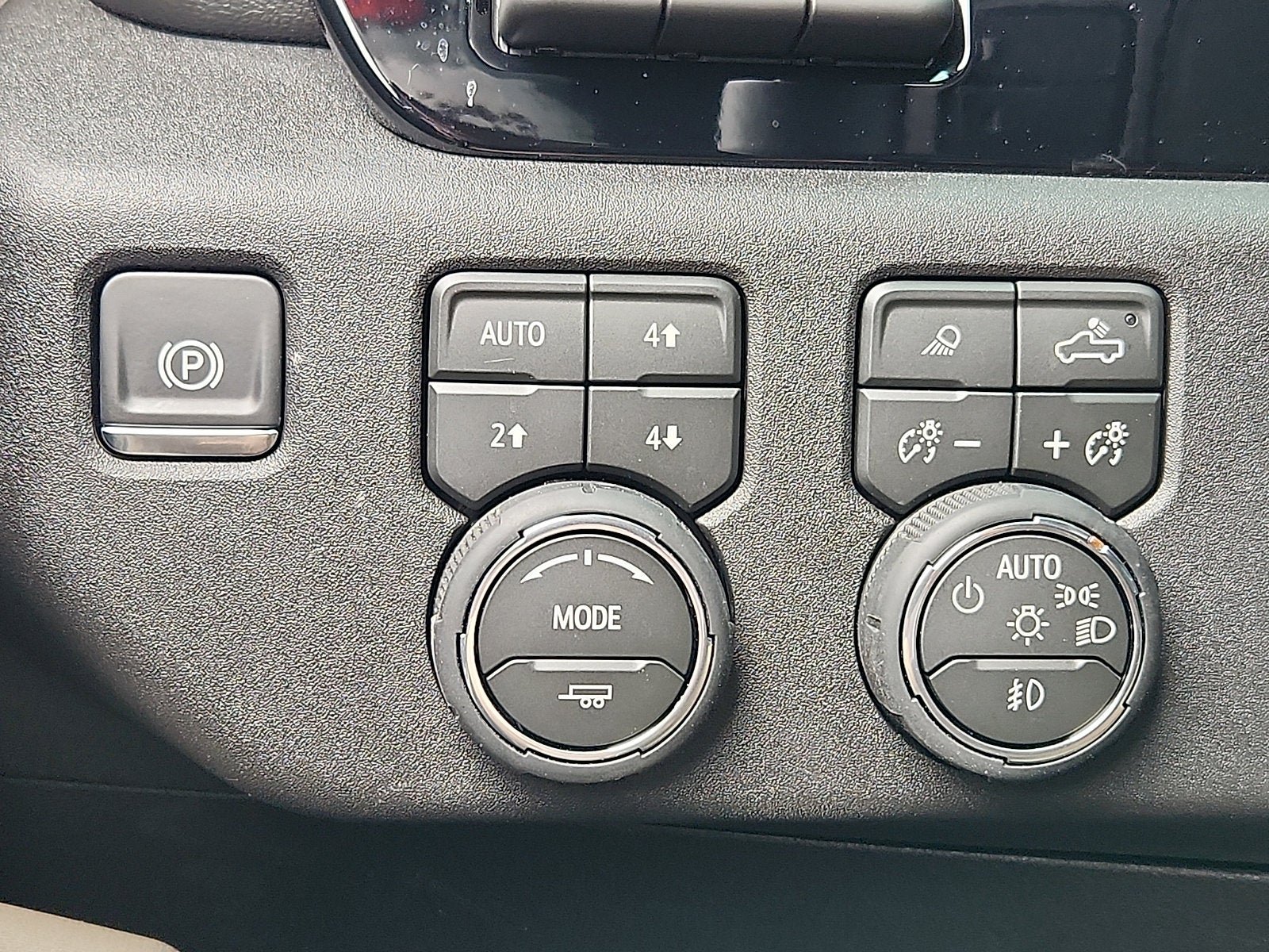 Used 2026 Chevrolet Silverado 2500 ZR2 AWD/4WD image 25