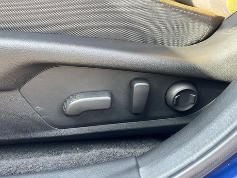 Used 2025 Subaru Crosstrek 2.5i Sport image 11