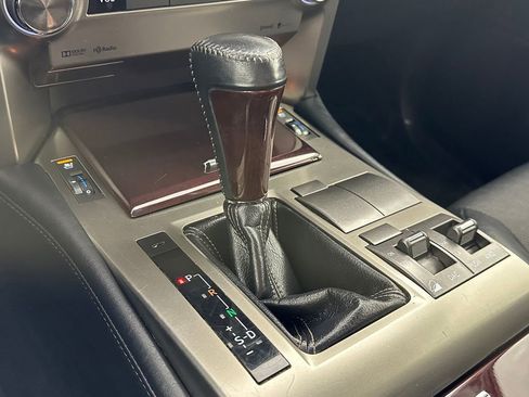 Used 2019 Lexus GX 460 Premium AWD/4WD image 28
