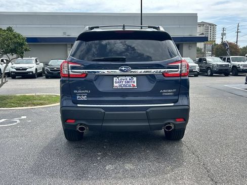 Used 2025 Subaru Ascent Touring w/ Popular Package #1 AWD/4WD image 5