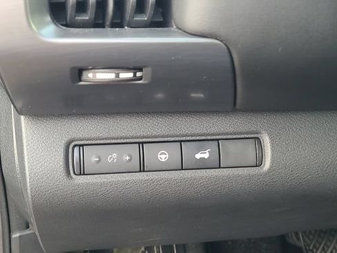 Used 2022 Nissan Pathfinder SL w/ SL Premium Package AWD/4WD image 15