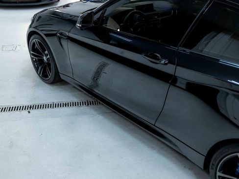 Used 2018 BMW M2 image 29