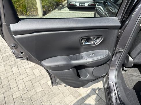 Used 2024 Honda HR-V LX image 13