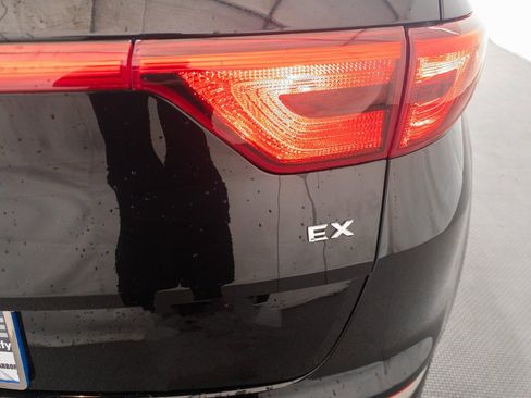 Used 2019 Kia Sportage EX w/ EX Premium Package image 7
