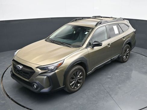 Used 2025 Subaru Outback Onyx Edition AWD/4WD image 33
