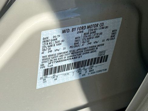 Used 2024 Ford Maverick Lariat image 32