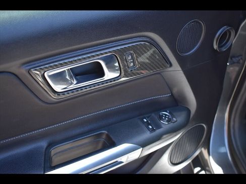 Used 2018 Ford Mustang GT w/ Equipment Group 301A RWD image 18