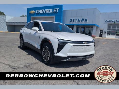 Used 2024 Chevrolet Blazer EV LT AWD/4WD image 1