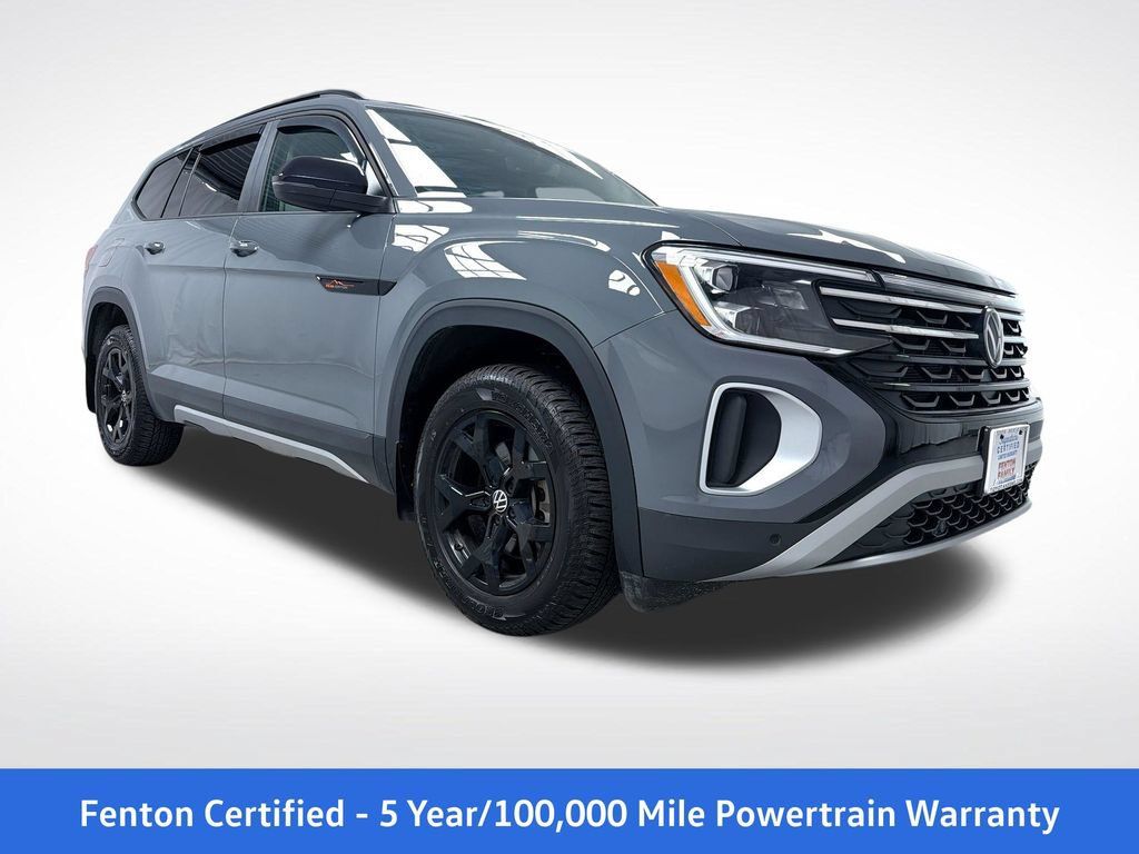 Used 2024 Volkswagen Atlas Peak Edition SE AWD/4WD image 1