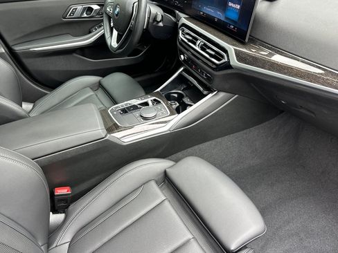 Used 2023 BMW 330i Sedan w/ Driving Assistance Package RWD image 14