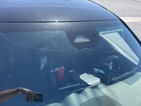 Used 2025 Mercedes-Benz C 300 Sedan image 4