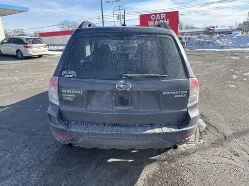 Used 2012 Subaru Forester 2.5X Premium w/ All-Weather Pkg image 6
