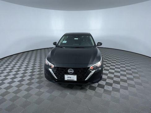 Certified 2025 Nissan Sentra S FWD image 3