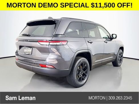 New 2025 Jeep Grand Cherokee Altitude image 7