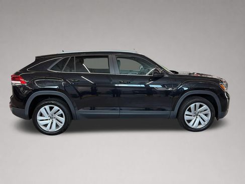 Used 2021 Volkswagen Atlas Cross Sport SE w/ Panoramic Sunroof Package AWD/4WD image 3