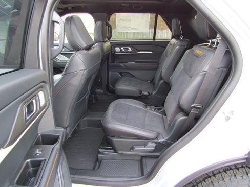 New 2026 Ford Explorer Tremor w/ Tremor Ultimate Package image 17