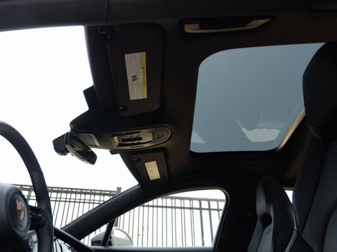 New 2026 Porsche Panamera 4 image 22