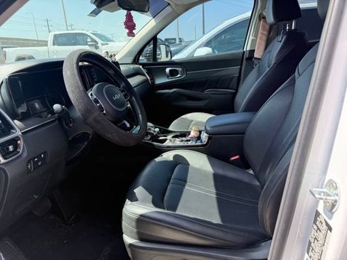Used 2022 Kia Sorento SX AWD/4WD image 5